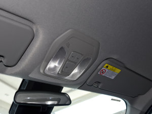 20232.0T Ӣ Ԅ(dng)S 5/6  п؅^(q)