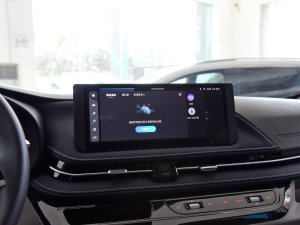 20232.0T Ӣ Ԅ(dng)S 5/6  п؅^(q)