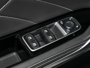 2023��2.0T ���������� �п؅^