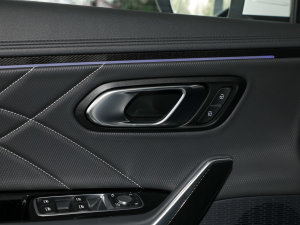 2023��2.0T ���������� �п؅^