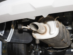 2023款PLUS 幸福推荐款 1.5T 自动护航版 排气管