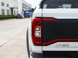 2023HH 2.0T ͆ ԄӃ򌾫ӢL ^