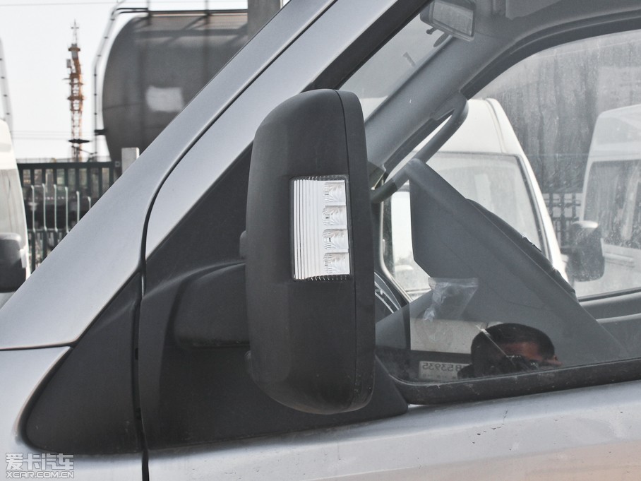 2012ͨMAXUS V80 2.5T 픳ֵC