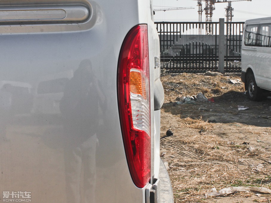 2012ͨMAXUS V80 2.5T 픳ֵC