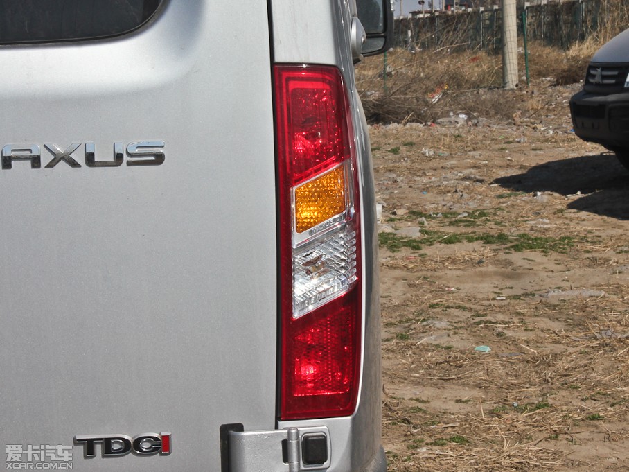2012ͨMAXUS V80 2.5T 픳ֵC