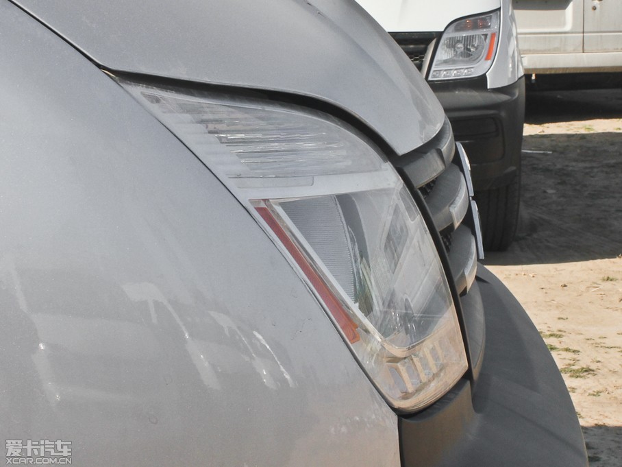 2012ͨMAXUS V80 2.5T 픳ֵC