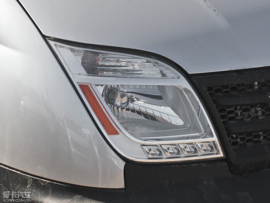 2012ͨMAXUS V80 2.5T 픳ֵC