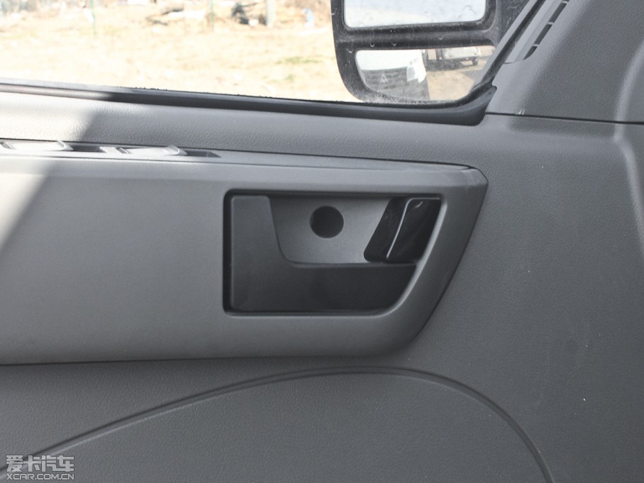 2012ͨMAXUS V80 2.5T 픳ֵC