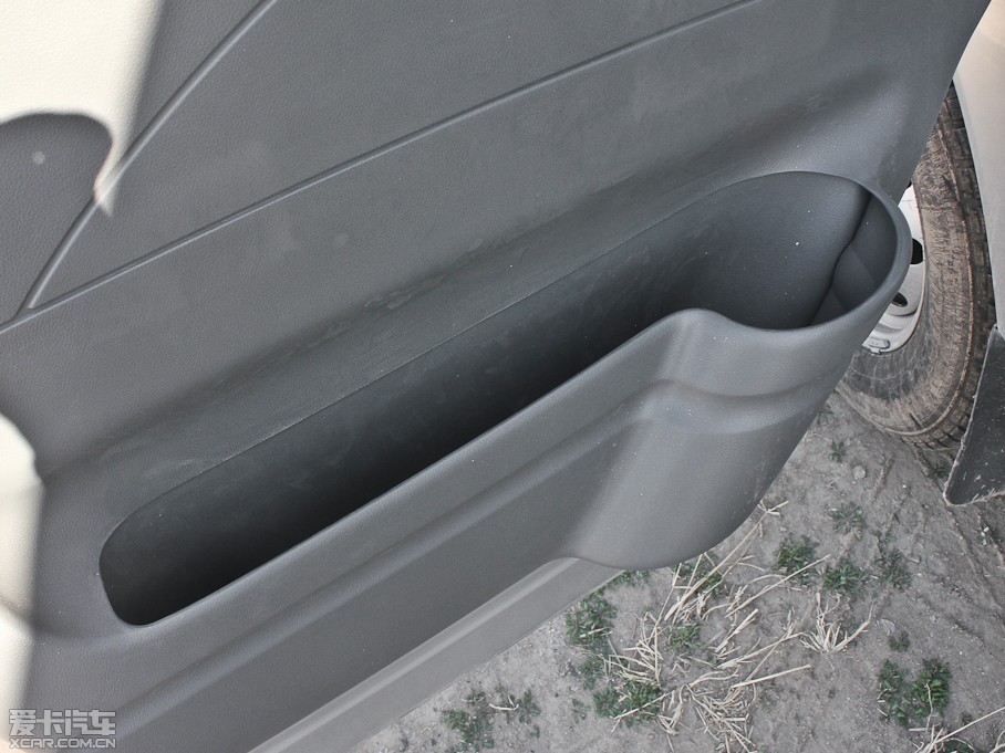 2012ͨMAXUS V80 2.5T 픳ֵC