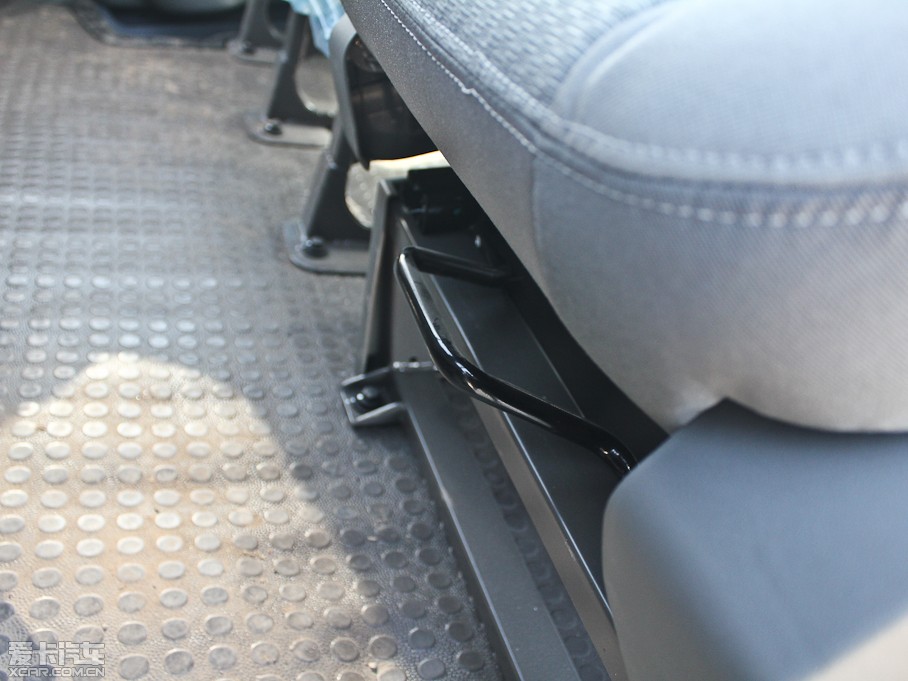 2012ͨMAXUS V80 2.5T 픳ֵC