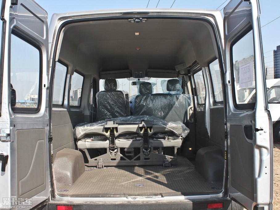 2012ͨMAXUS V80 2.5T 픳ֵC