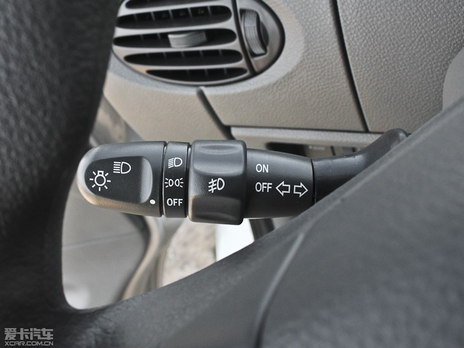 2012ͨMAXUS V80 2.5T 픳ֵC