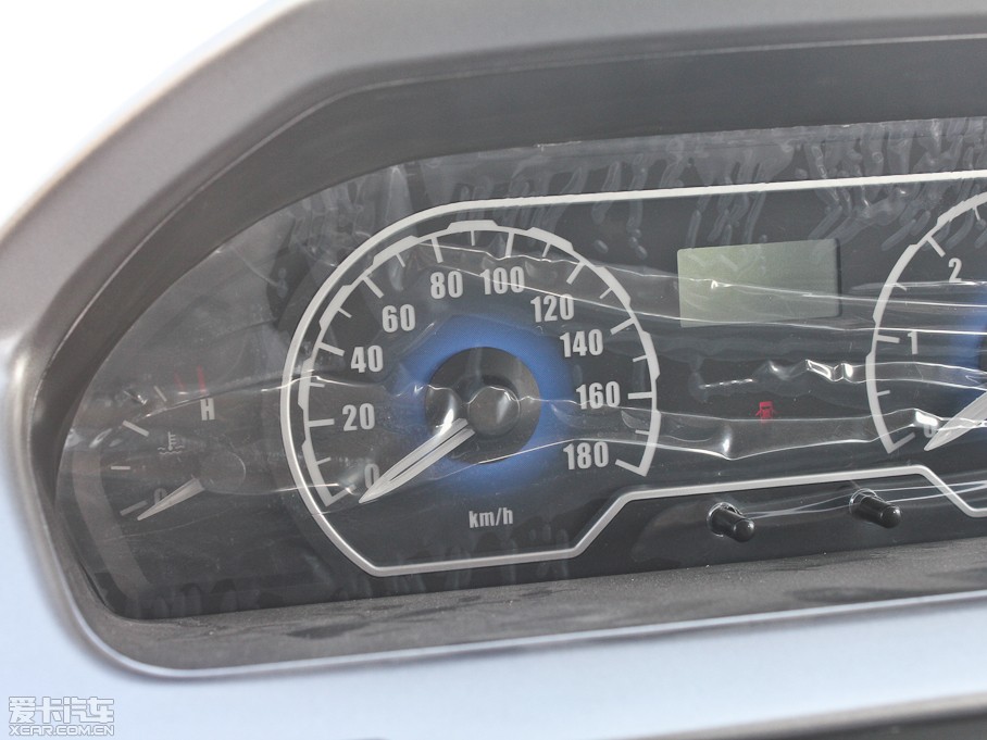 2012ͨMAXUS V80 2.5T 픳ֵC