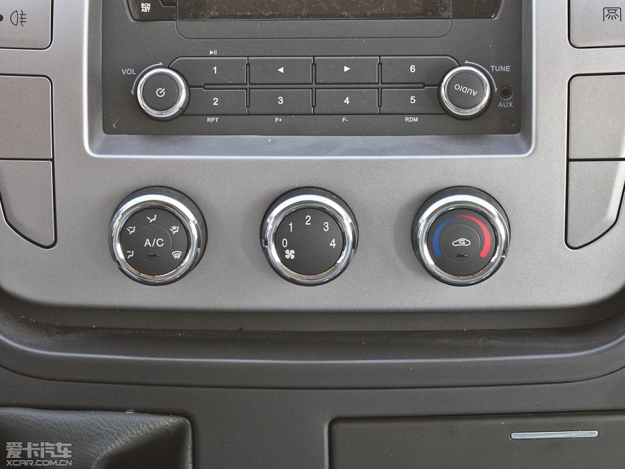 2012ͨMAXUS V80 2.5T 픳ֵC