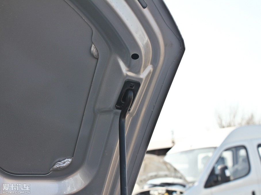 2012ͨMAXUS V80 2.5T 픳ֵC