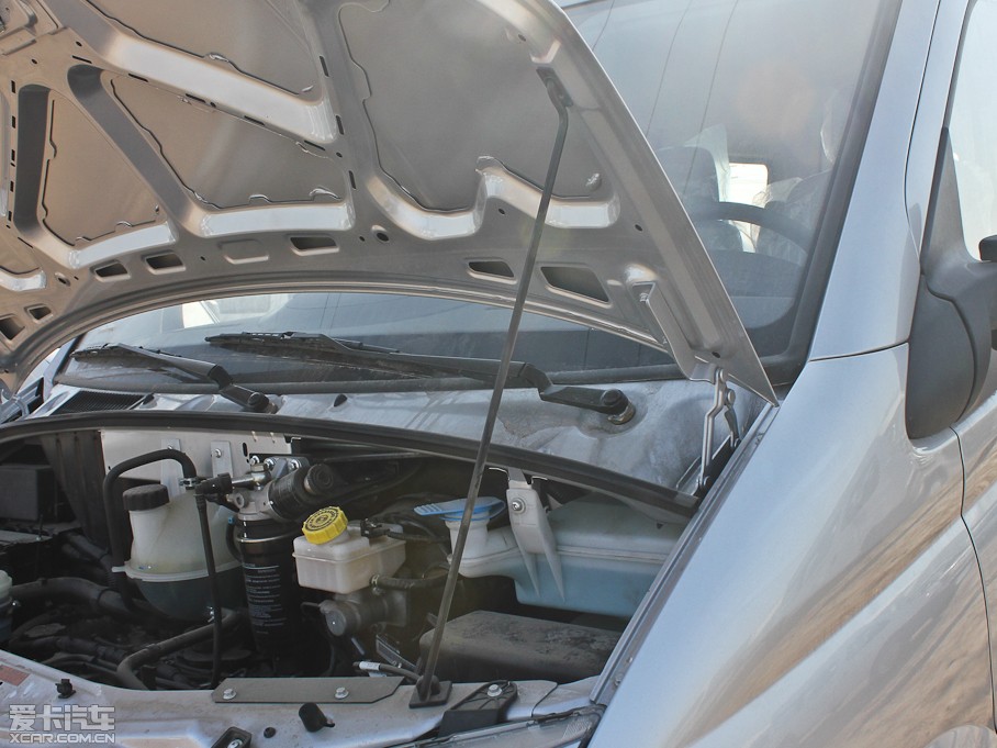 2012ͨMAXUS V80 2.5T 픳ֵC