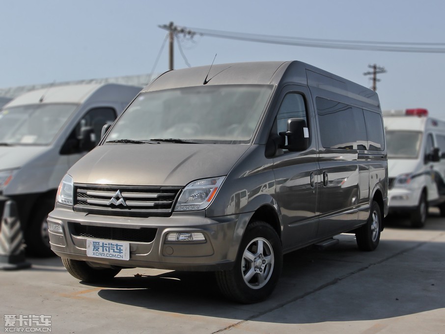 2012��������ͨMAXUS V80 2.5T ��픳�ֵ������B