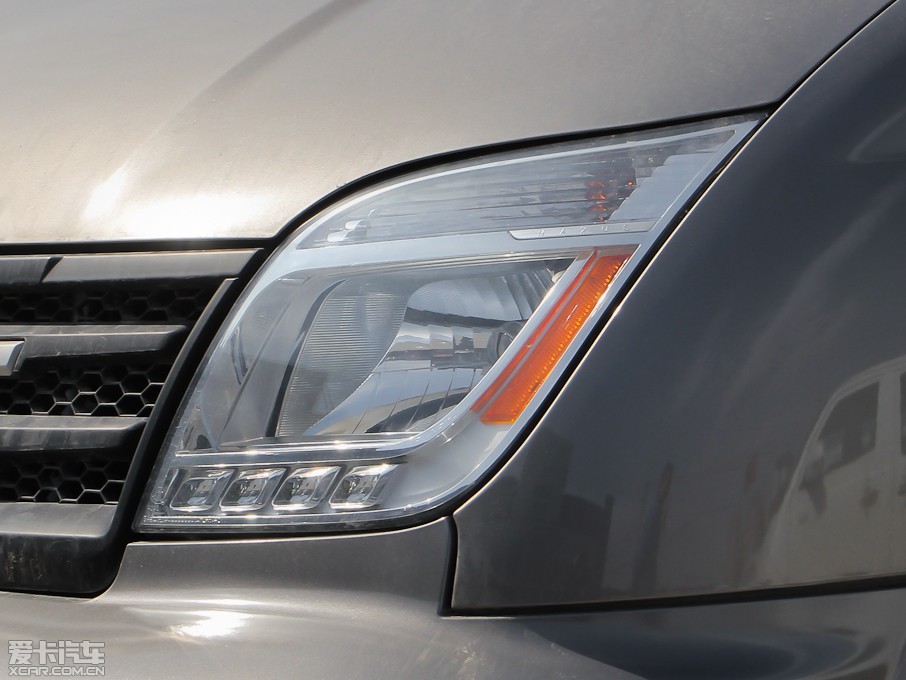 2012ͨMAXUS V80 2.5T 픳ֵB