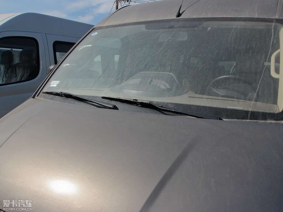 2012ͨMAXUS V80 2.5T 픳ֵB