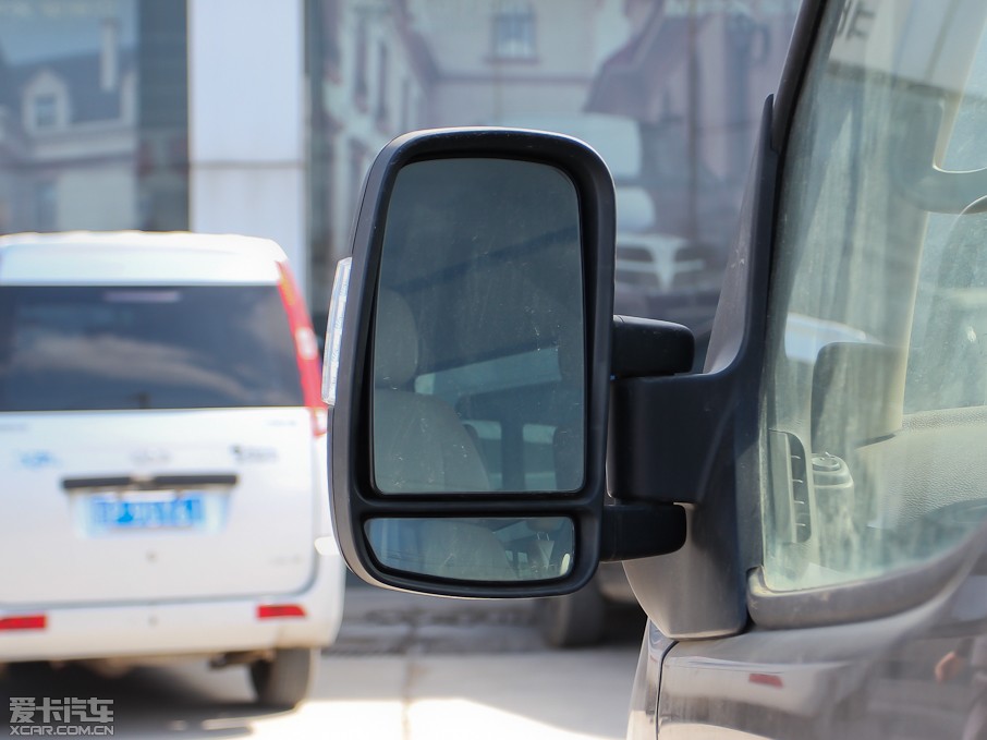 2012ͨMAXUS V80 2.5T 픳ֵB