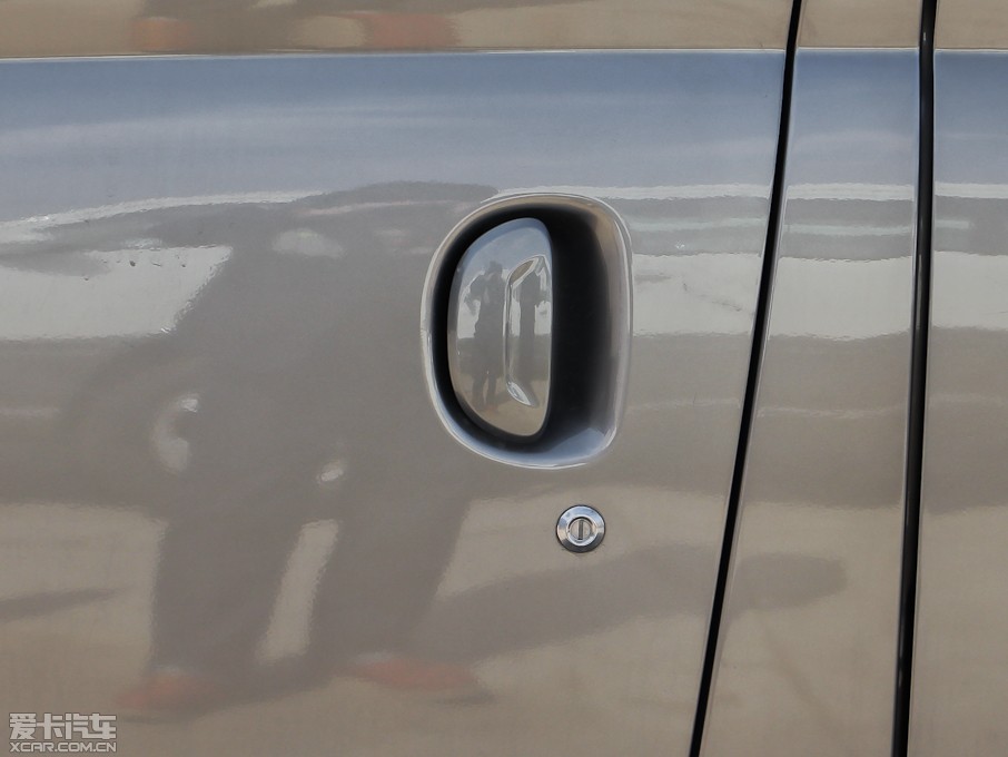 2012ͨMAXUS V80 2.5T 픳ֵB