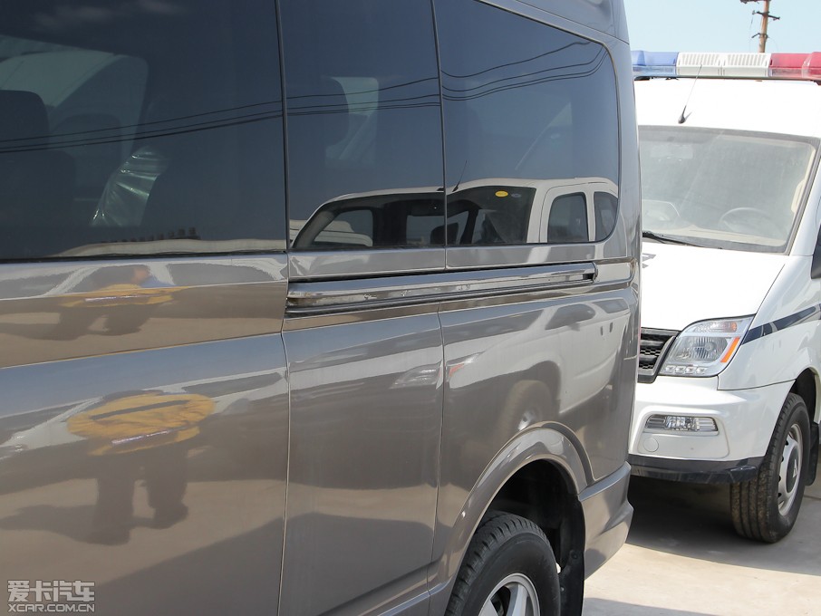 2012ͨMAXUS V80 2.5T 픳ֵB