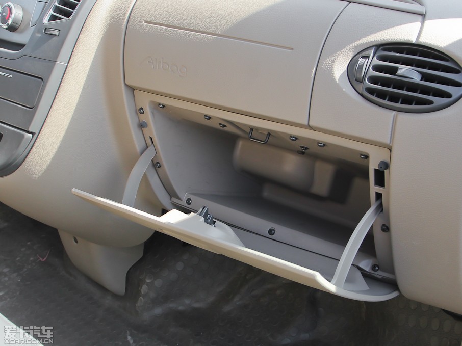 2012ͨMAXUS V80 2.5T 픳ֵB