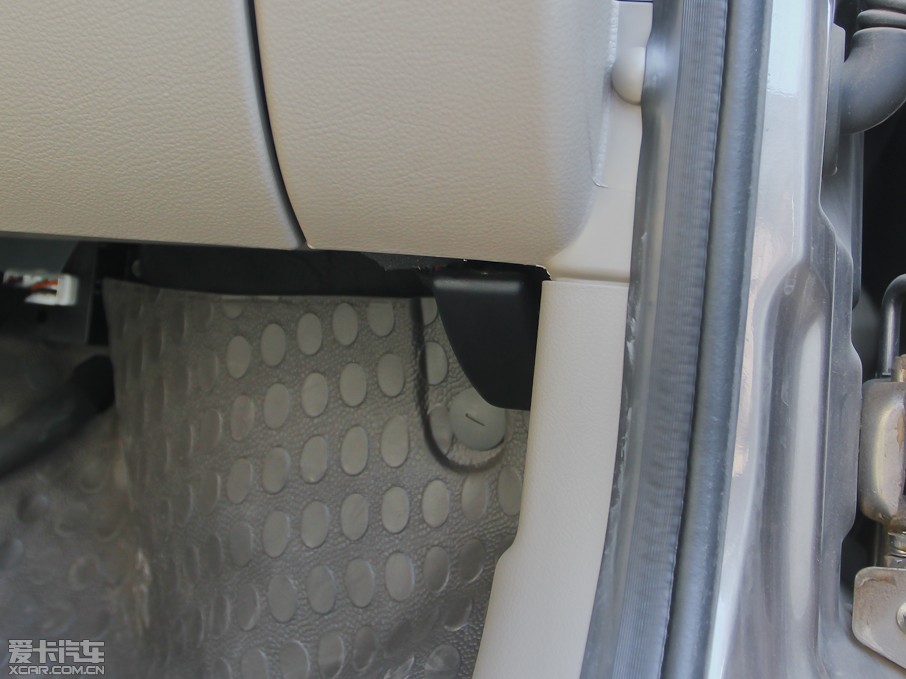 2012ͨMAXUS V80 2.5T 픳ֵB