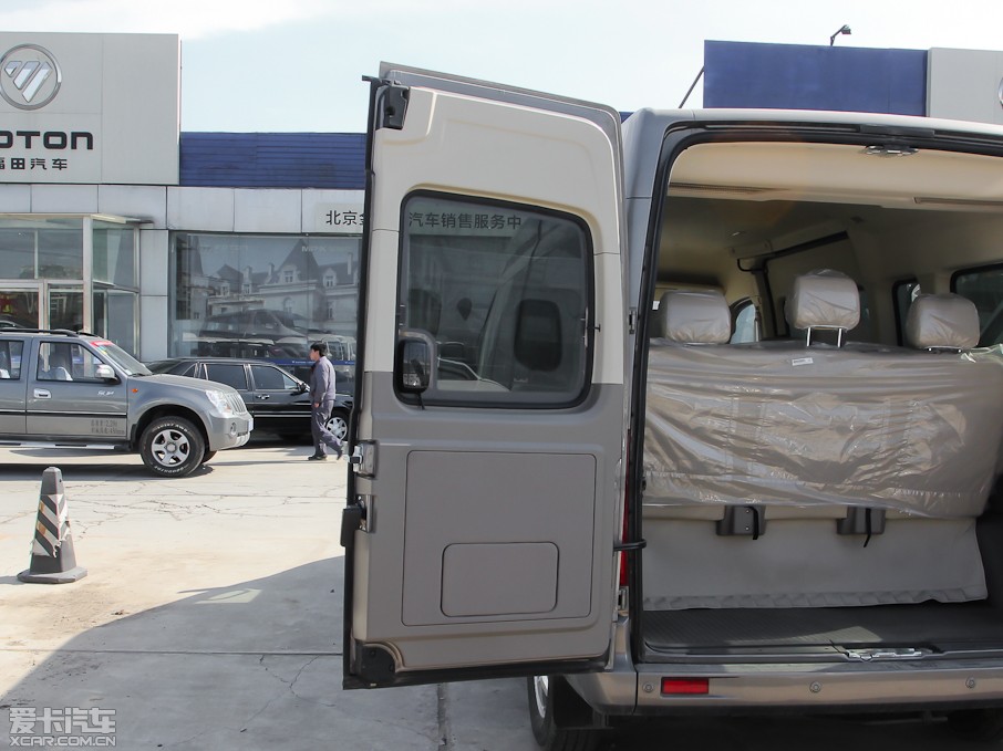 2012��������ͨMAXUS V80 2.5T ��픳�ֵ������B