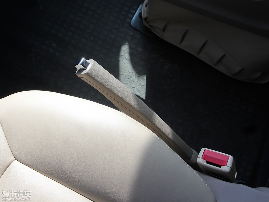 2012ͨMAXUS V80 2.5T 픳ֵB