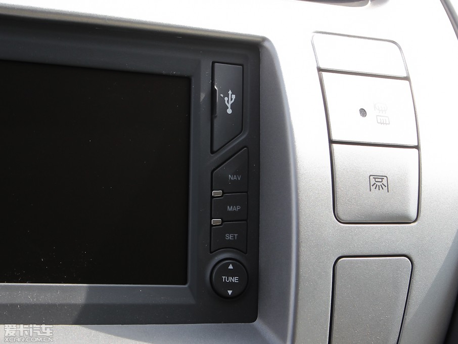 2012ͨMAXUS V80 2.5T 픳ֵB