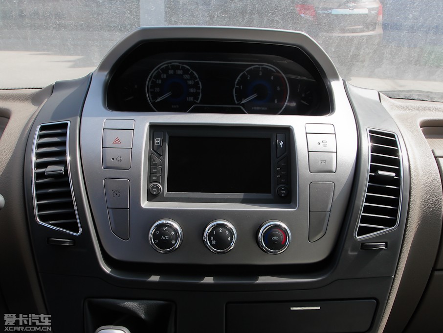 2012ͨMAXUS V80 2.5T 픳ֵB