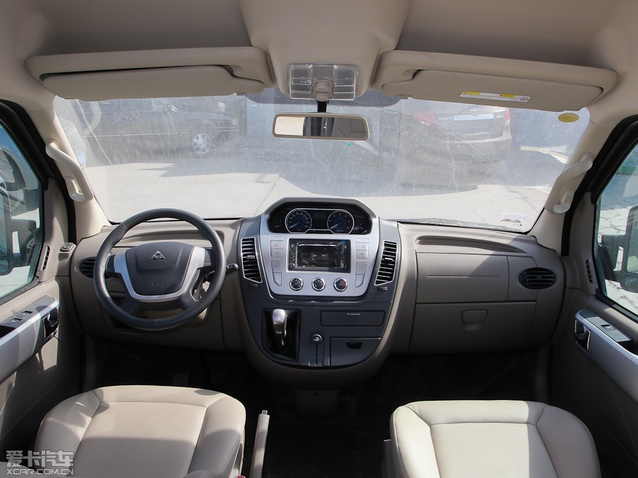 2012��������ͨMAXUS V80 2.5T ��픳�ֵ������B