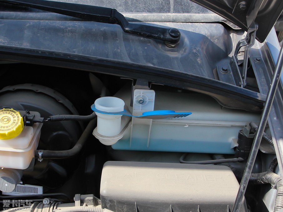 2012��������ͨMAXUS V80 2.5T ��픳�ֵ������B