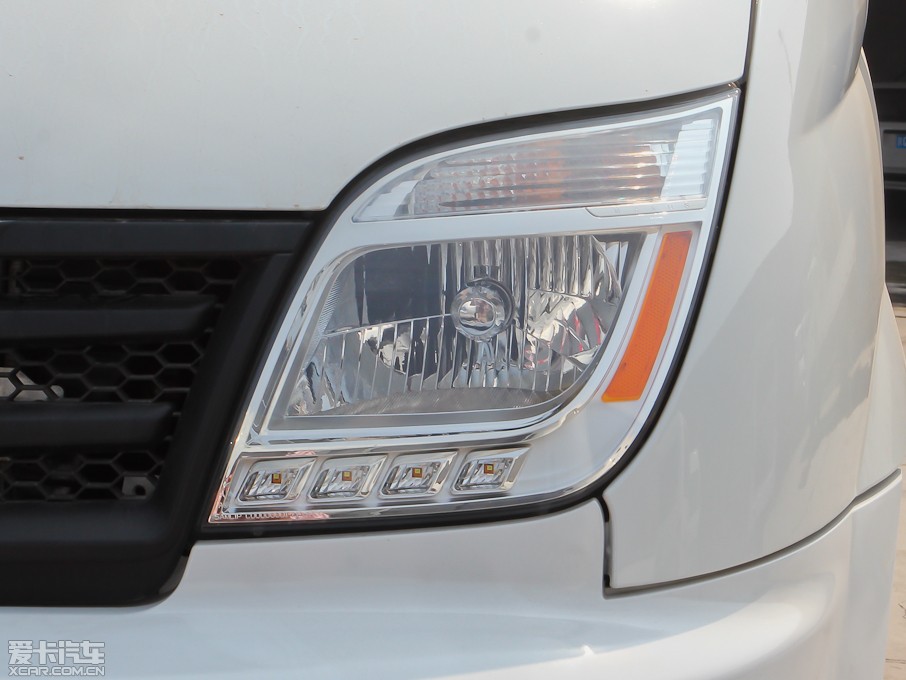 2012ͨMAXUS V80 2.5T 픳ֵA