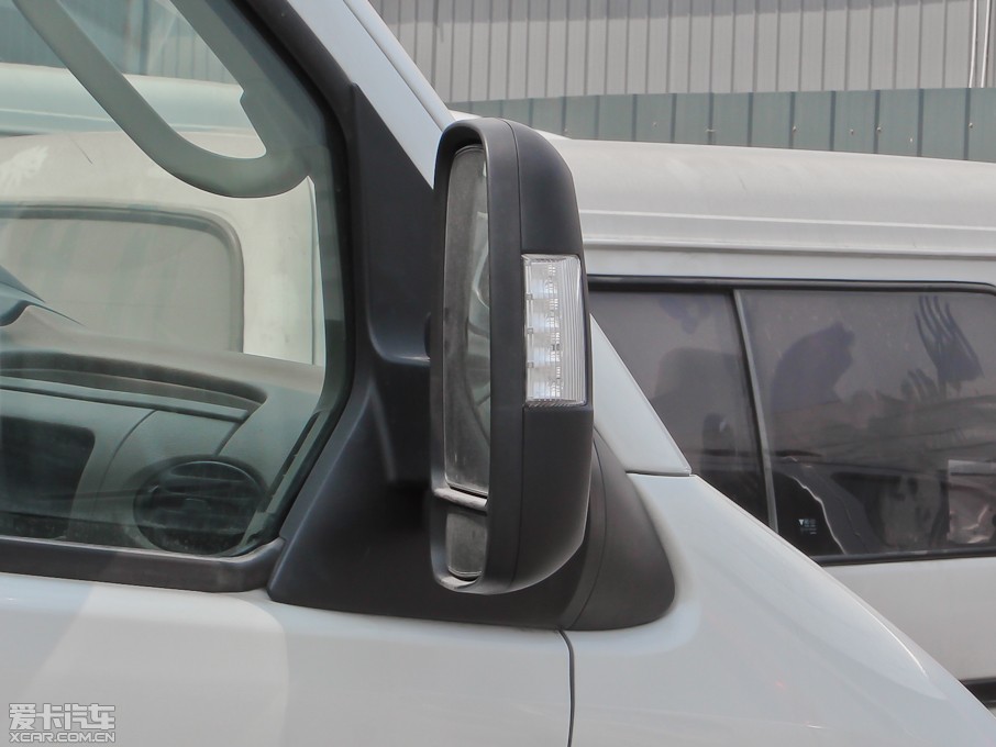 2012ͨMAXUS V80 2.5T 픳ֵA