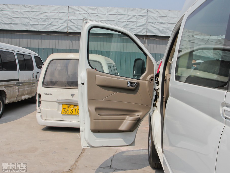 2012ͨMAXUS V80 2.5T 픳ֵA