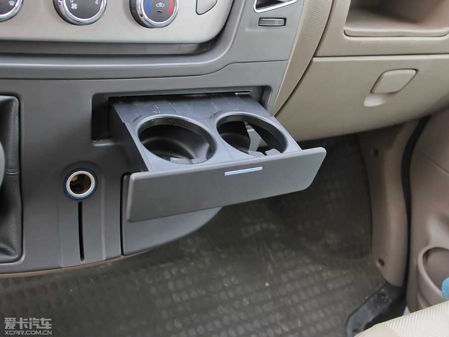 2012ͨMAXUS V80 2.5T 픳ֵA