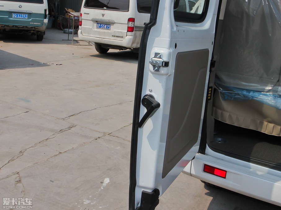 2012ͨMAXUS V80 2.5T 픳ֵA