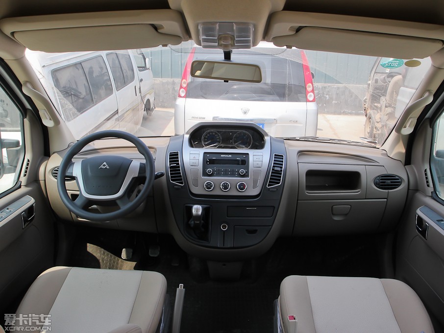 2012��������ͨMAXUS V80 2.5T ��픳�ֵ������A