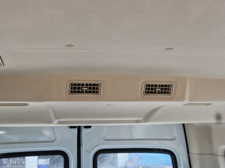 2012��������ͨMAXUS V80 2.5T ��픳�ֵ������A