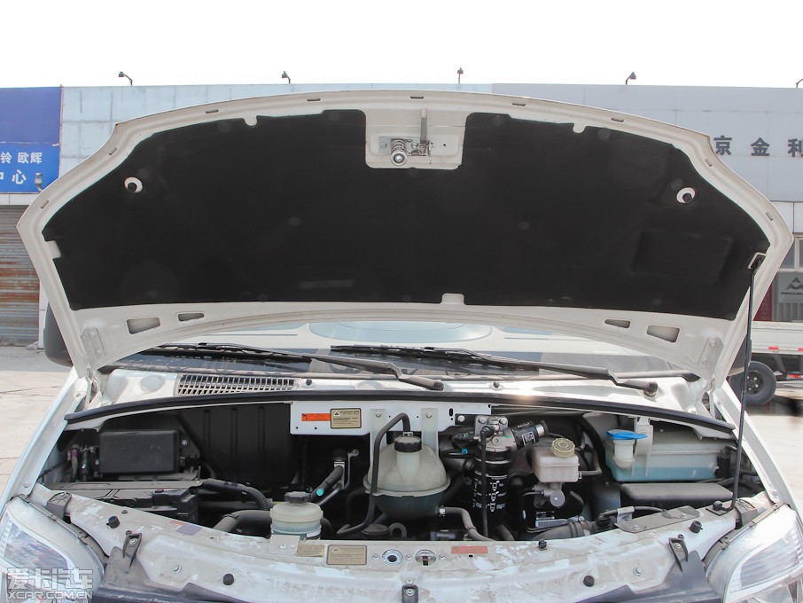 2012��������ͨMAXUS V80 2.5T ��픳�ֵ������A