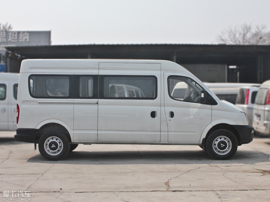 2012��������ͨMAXUS V80 2.5T ��픳�ֵ������B