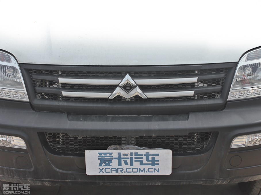 2012ͨMAXUS V80 2.5T 픳ֵB