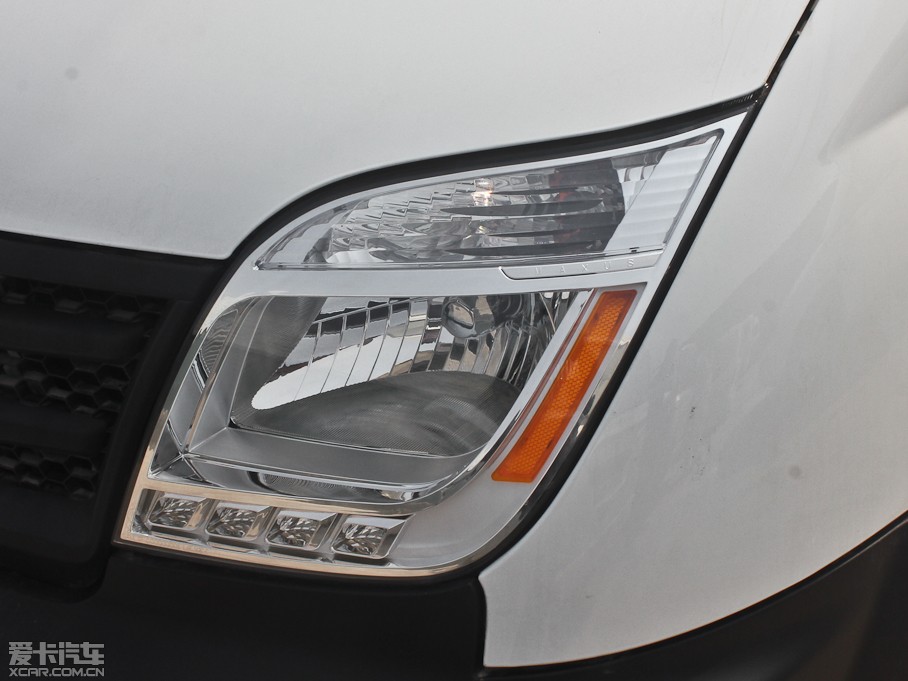 2012ͨMAXUS V80 2.5T 픳ֵB