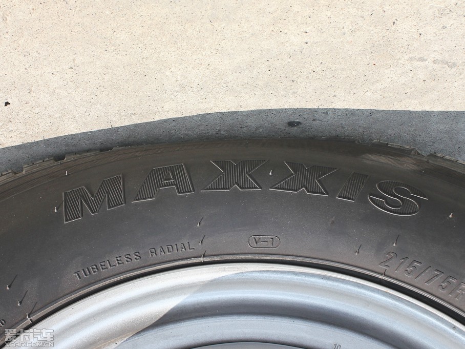 2012ͨMAXUS V80 2.5T 픳ֵB