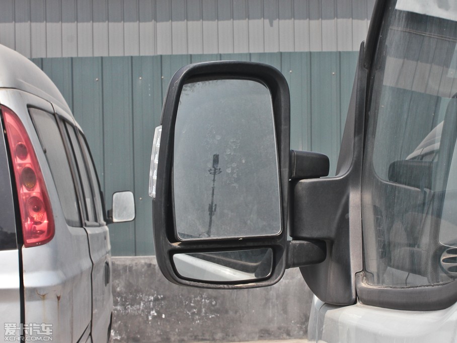 2012ͨMAXUS V80 2.5T 픳ֵB