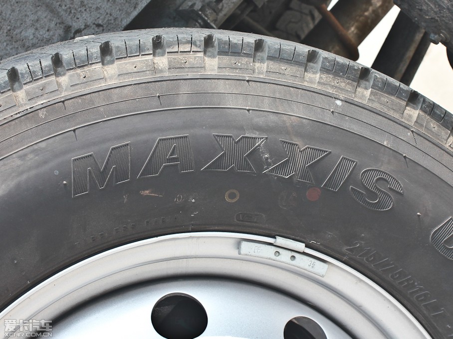 2012��������ͨMAXUS V80 2.5T ��픳�ֵ������B
