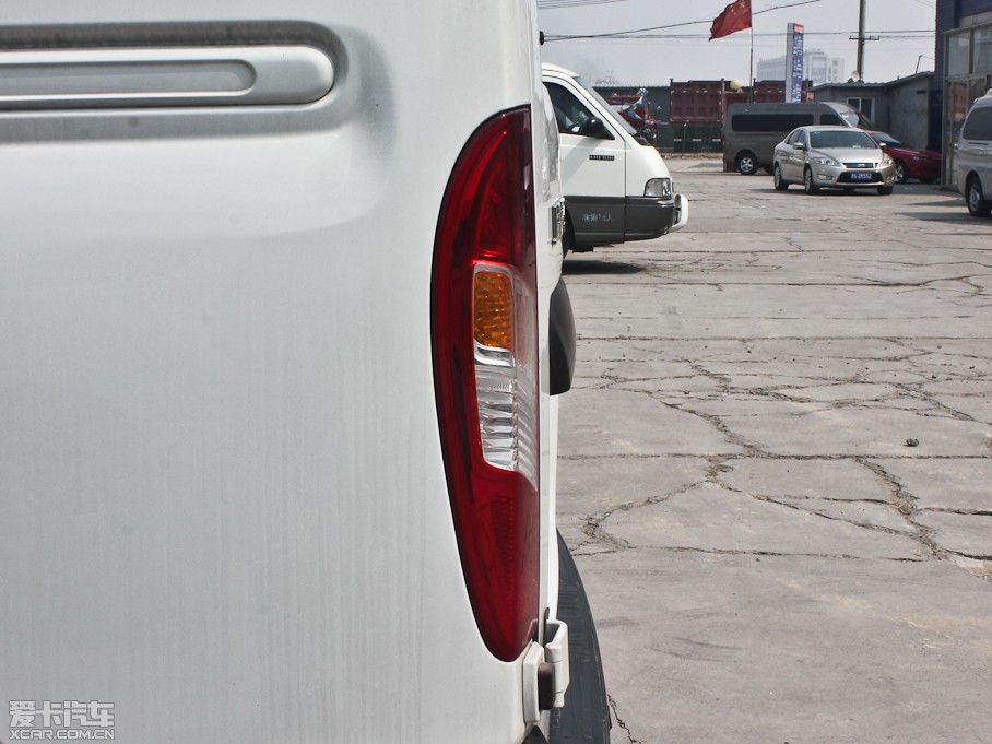 2012ͨMAXUS V80 2.5T 픳ֵB