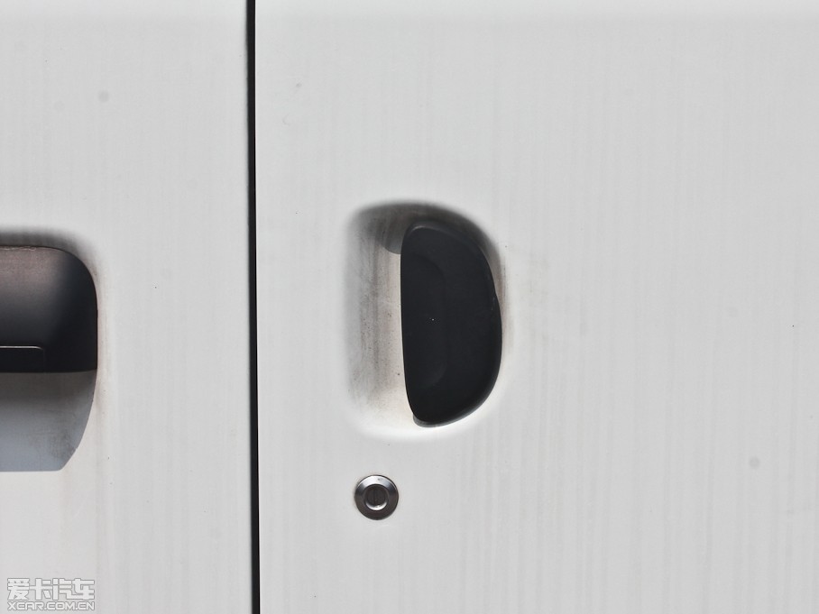 2012ͨMAXUS V80 2.5T 픳ֵB